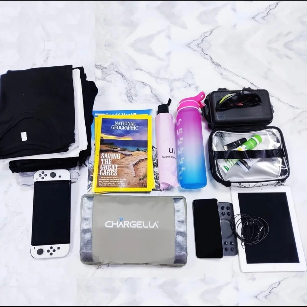 Chargella Large Folding Duffel Tote Bag Shoulder Luggage Handbag Charging Port